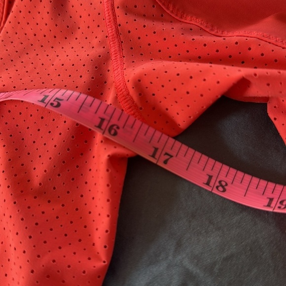 Athleta Pacifica Tee Racing Red Size Medium - Picture 8 of 9